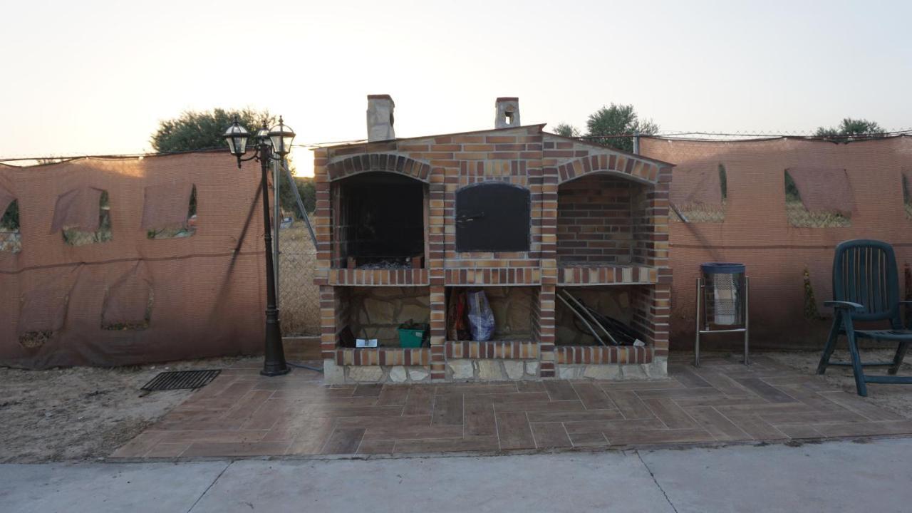 Cuchi Farm Villa Chinchón Dış mekan fotoğraf